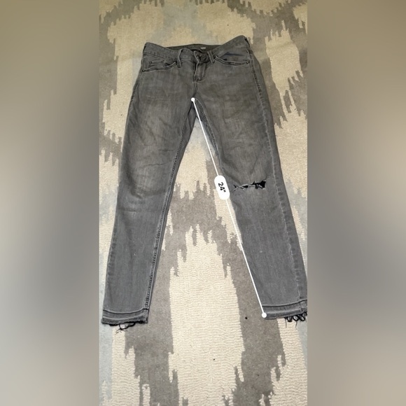 Old Navy gray rockstar super skinny jeans with front rip size 2 petite - Picture 4 of 9